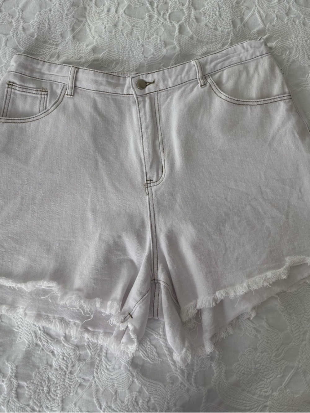 SHEIN Soft White Denim Cutoff Shorts